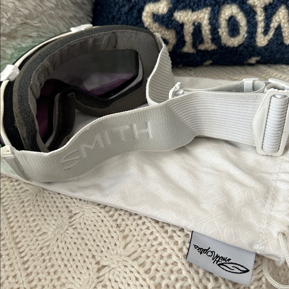 Smith IOS Snow Goggles w THREE lenses!! - Picture 3 of 5
